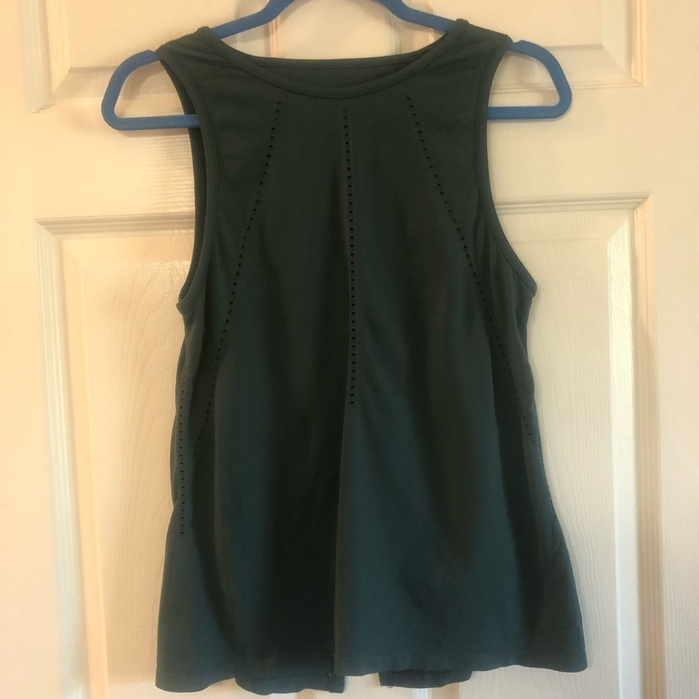 Athleta Foothill Crew Neck Split Back Sleeveless Top size small